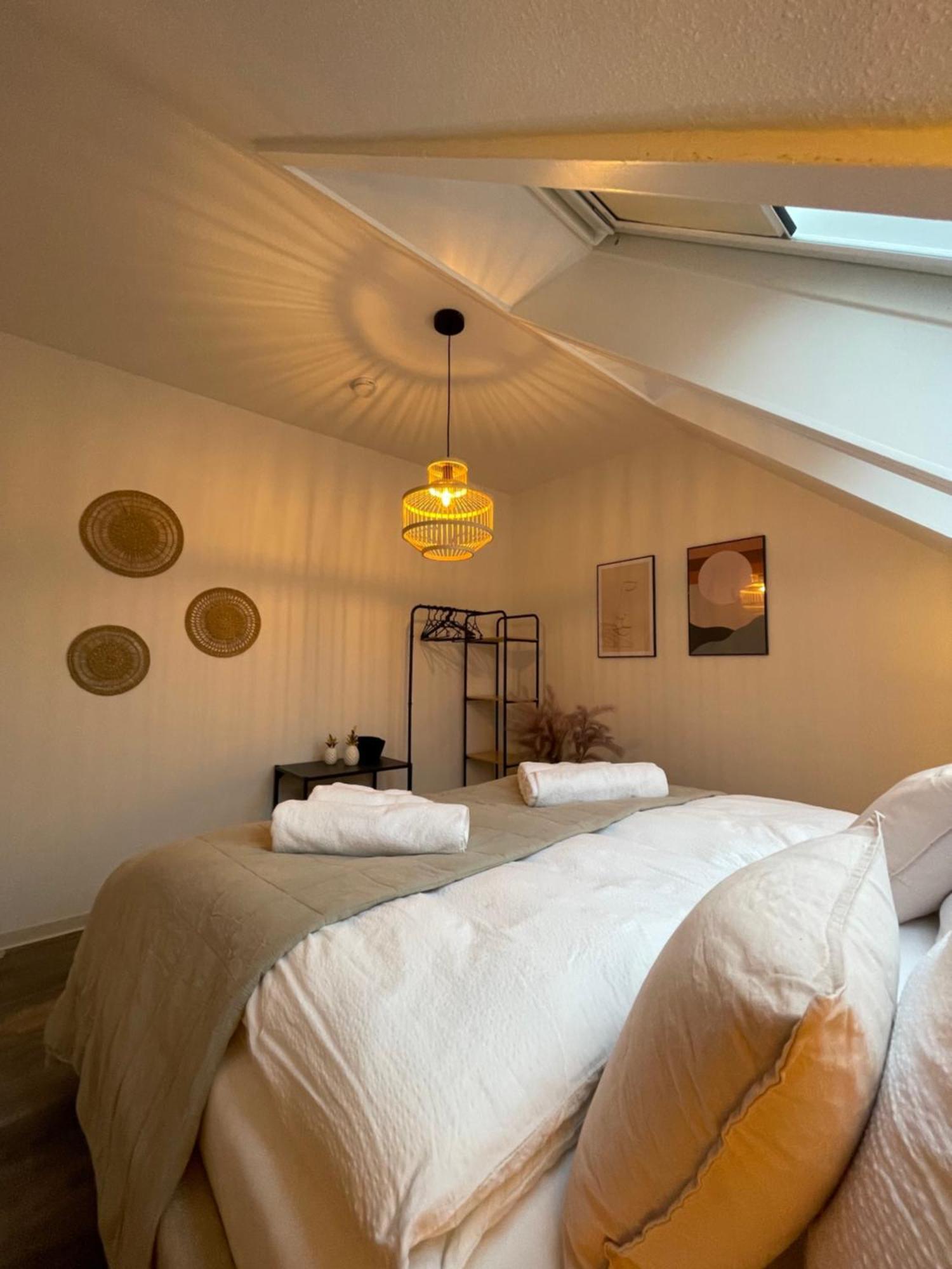 Sonnige Dachwohnung Nahe Dem Klinikum. 奥尔登堡 外观 照片